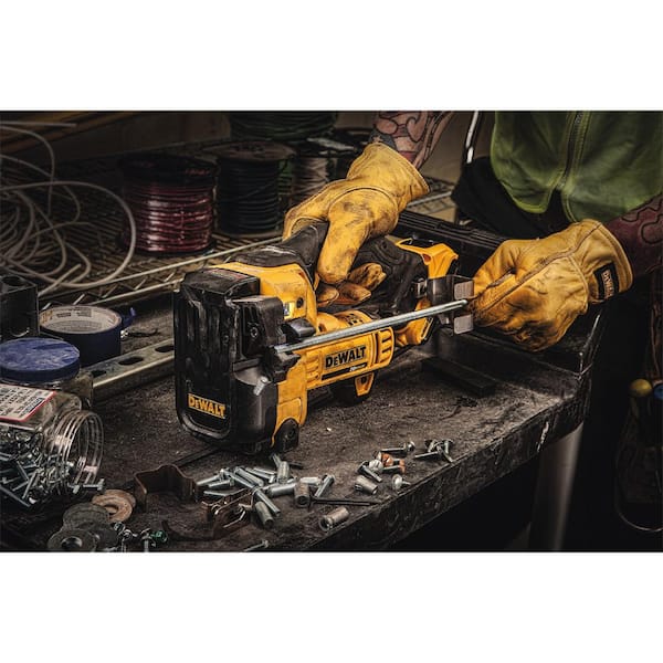 Dewalt best sale plumbing snake