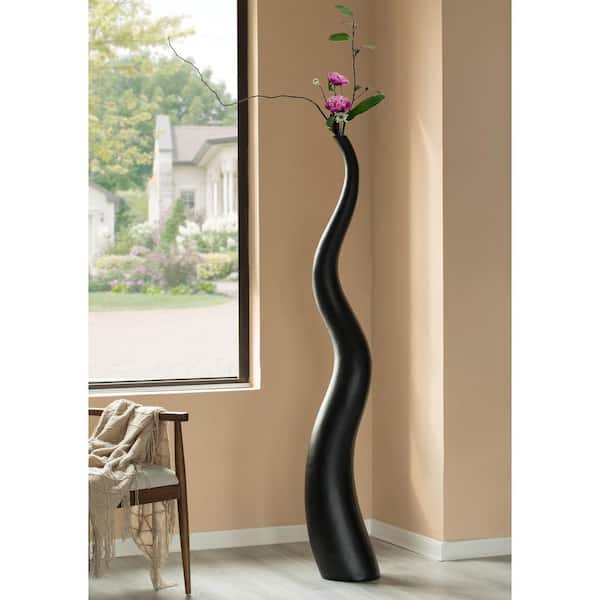 Uniquewise 62 in. Ceramic Black All Animal Horn Shape Floor Vase