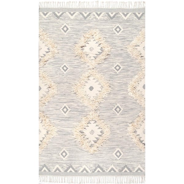 Savannah Moroccan Fringe Light Gray 4 ft. x 6 ft. Area Rug