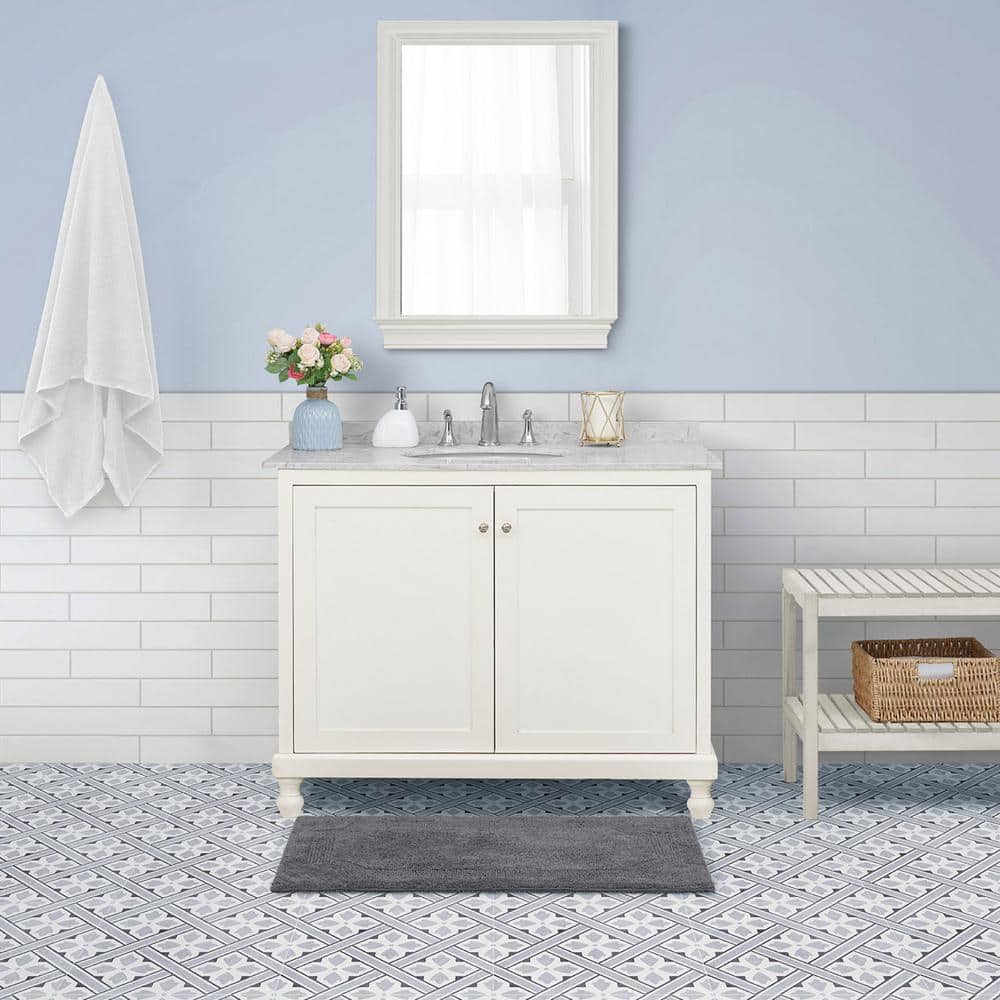 Charcoal Gray Cotton Reversible Bath Rug 21" x 34"