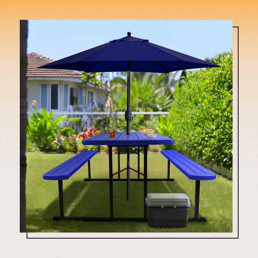 Hampden Furnishings Heavy-Duty Folding Picnic Table