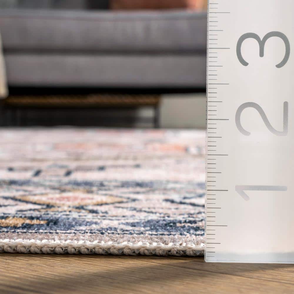 Gray Round Stain-Resistant Synthetic Area Rug, 19"