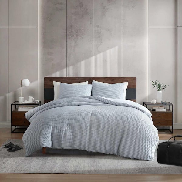 KENNETH COLE NEW YORK KCNY Solid Waffle 3-Piece Vapor Blue Polyester King Duvet Cover Set