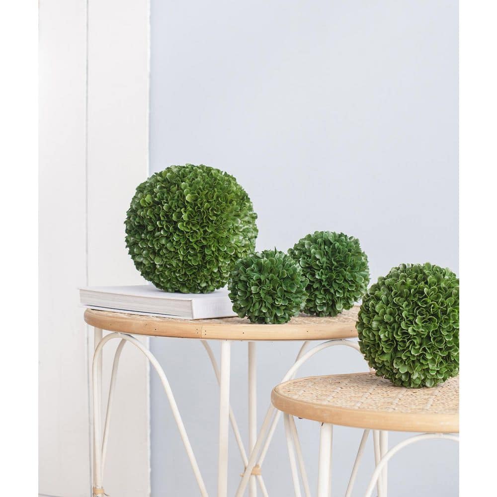 8.5" Green Plastic Boxwood Topiary Ball