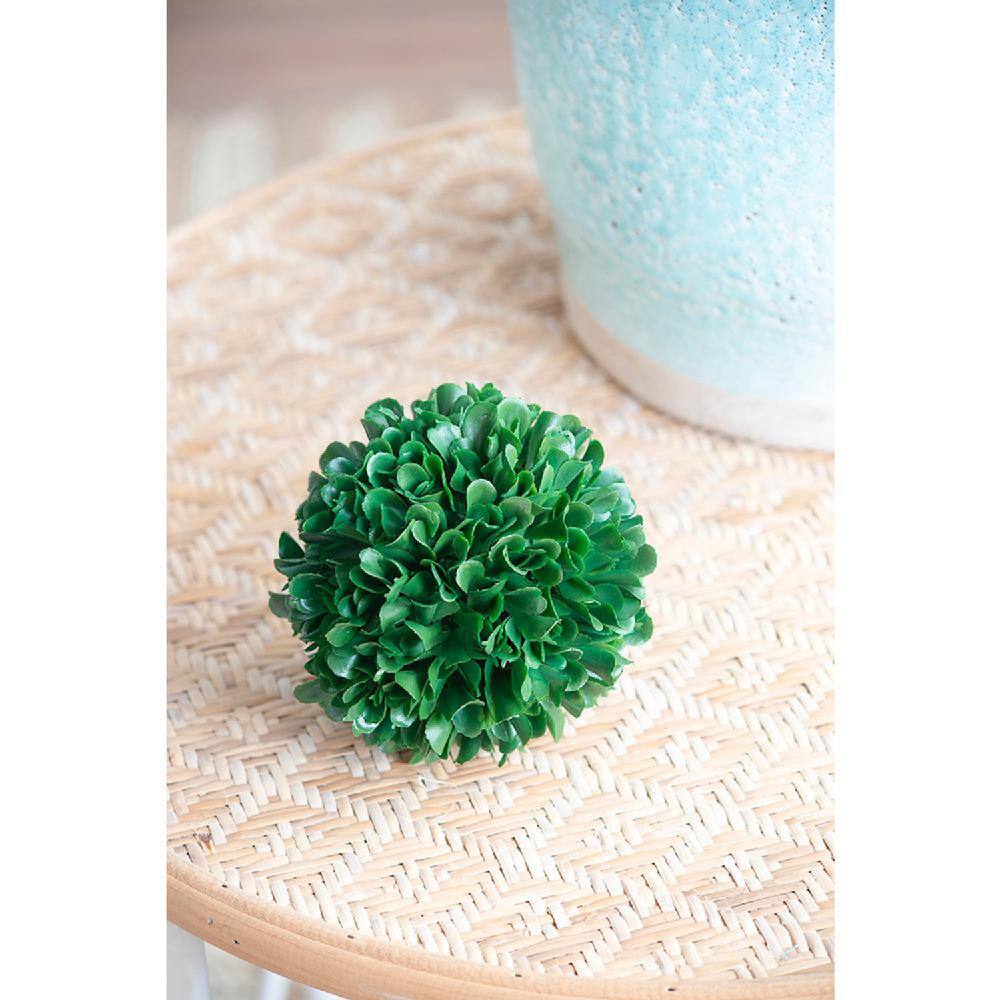 Set of 4 Green Plastic Boxwood Topiary Balls
