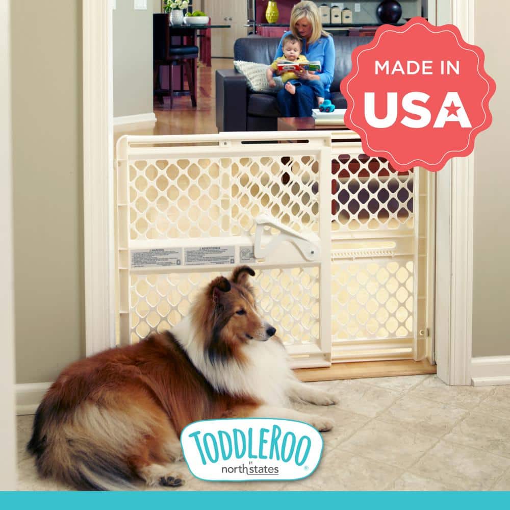 https://images.thdstatic.com/productImages/ccf1690f-c551-4f63-9095-e05043b5ad39/svn/toddleroo-by-north-states-baby-gates-8629-66_1000.jpg