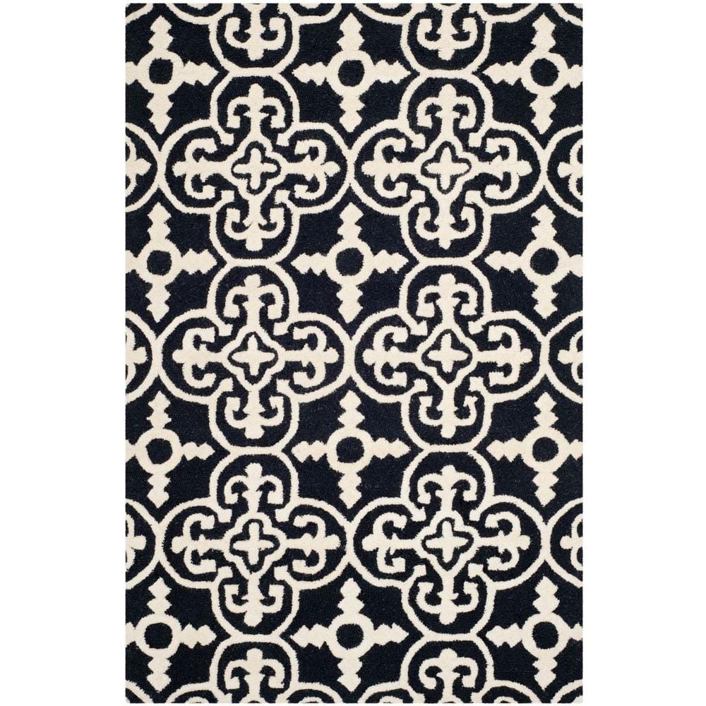 SAFAVIEH Cambridge Kimberly Geometric Wool Area Rug  Black/Ivory  2  x 3