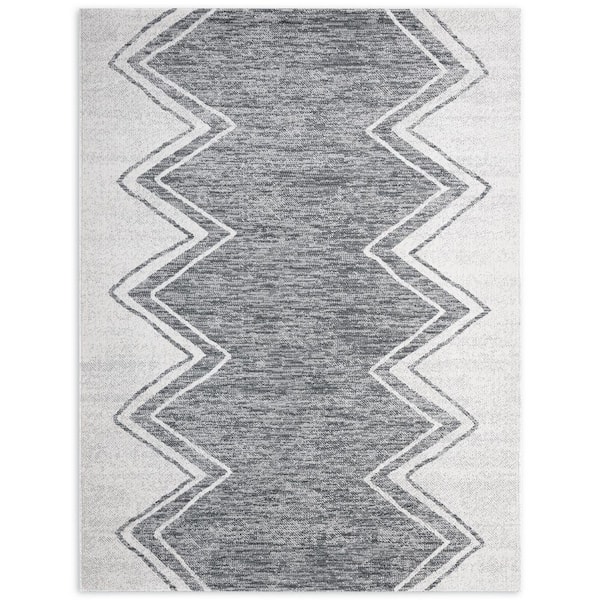 5'2 x 7'2 New York Patio Sofia Leon Indoor/Outdoor Rug Black/Ivory -  Nicole Miller