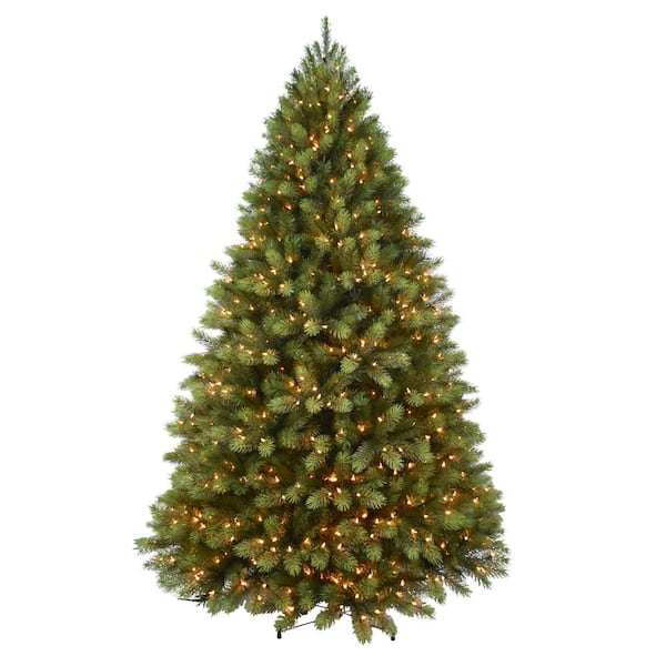 Puleo International Pre-Lit 7.5 ft. Middleburry Spruce Artificial Christmas Tree with 900 Lights, Green