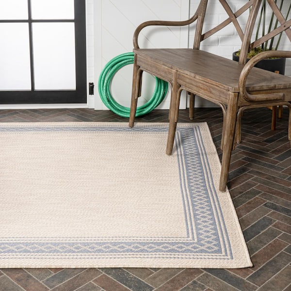 5'x8' Pewter Area Rug Carpet. 25 oz. Face Weight. 1/2 Thick. Polyester.  Loose and Soft Frieze.