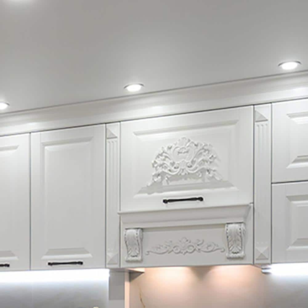 White Aluminum Round Dimmable LED Recessed Downlight Kit