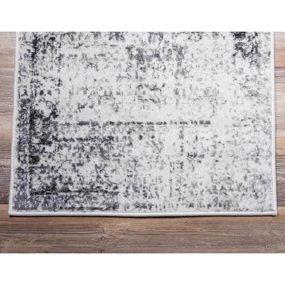Elegant Gray Synthetic Indoor Runner Rug, Easy Care & Stain-Resistant