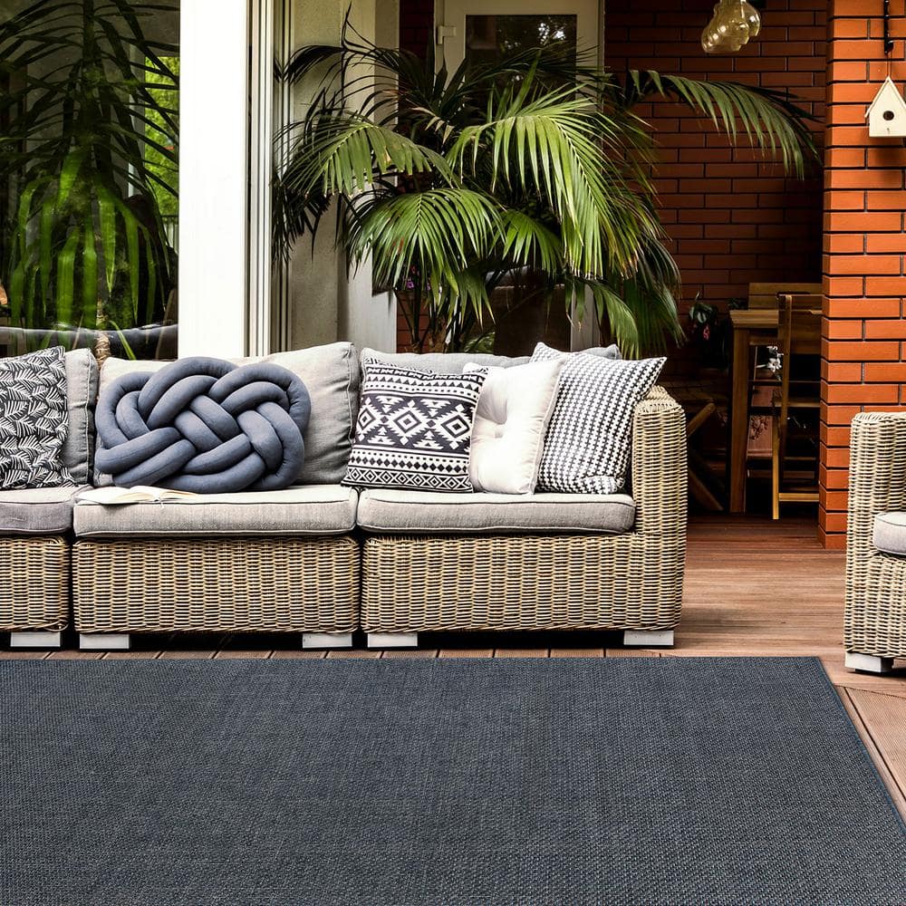 Contemporary Blue Synthetic 5' x 7' Flatweave Area Rug