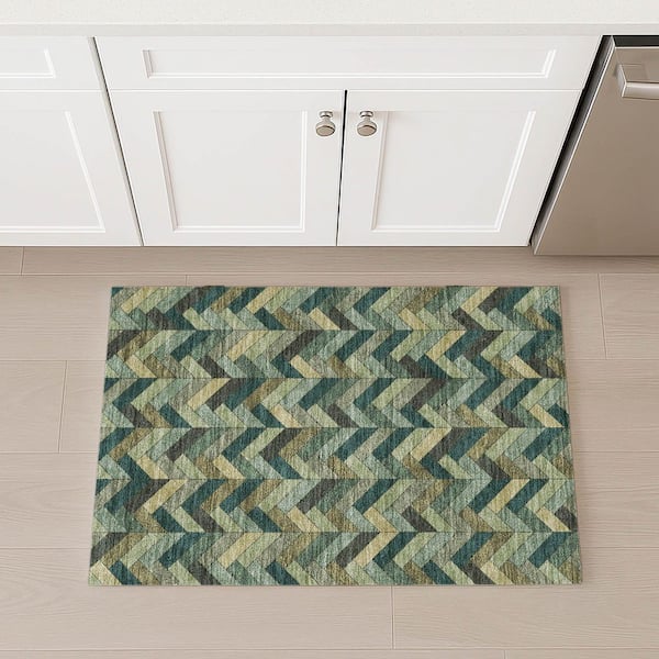 Chantille Machine Washable Indoor/Outdoor Abstract ACN2296 Green 2 ft. x 3 ft. Accent Rug