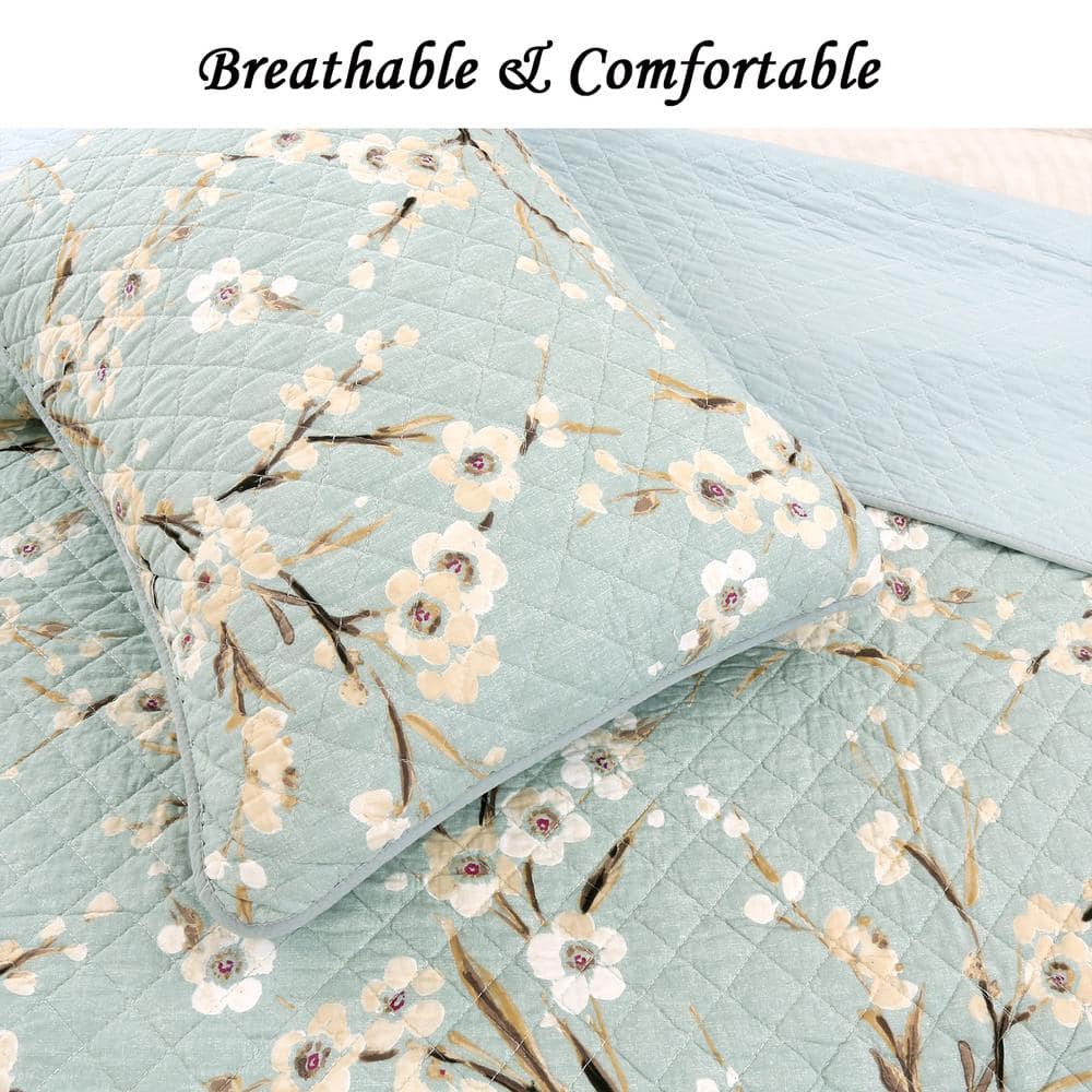 Cyan Blue Cotton Queen Reversible Floral Quilt Set