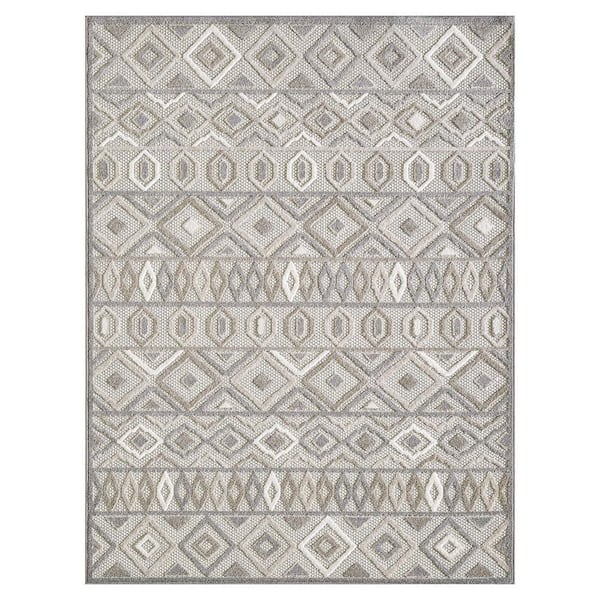 HomeRoots Gray, Ivory 7 ft. x 9 ft. Woven Polypropylene Rectangle Indoor/Outdoor Area Rug
