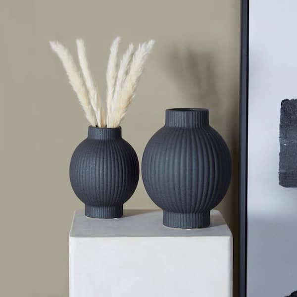 CosmoLiving by Cosmopolitan 11 in., 9 in. Black Ribbed Ceramic Decorative Vase (Set of 2)