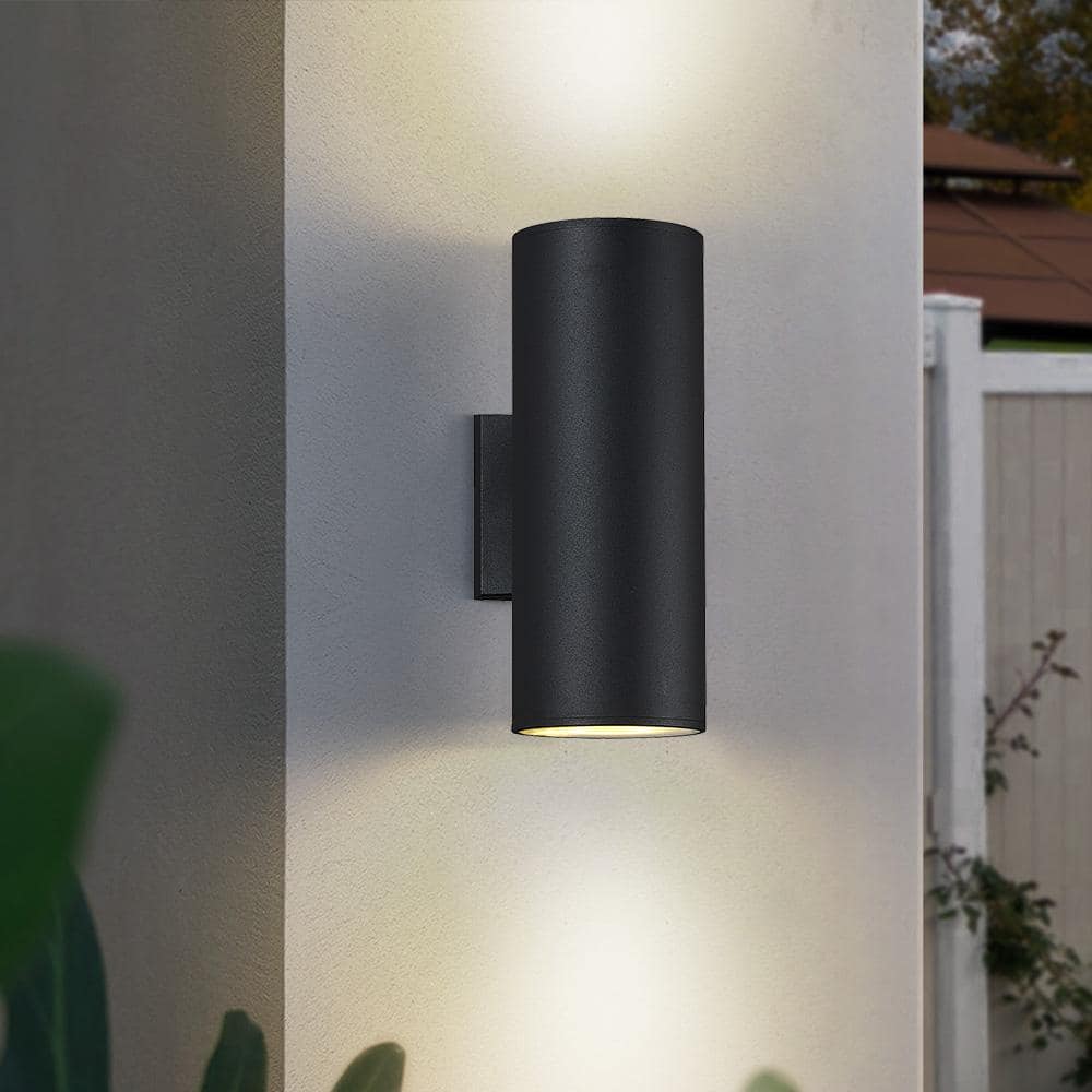 TRUE FINE Wolfgang 11 in. Black LED 18-Watt Outdoor Wall Lantern