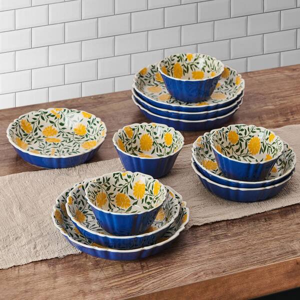 Pfaltzgraff Tranquil Elegance 12-Pieces Stoneware Dinnerware Set
