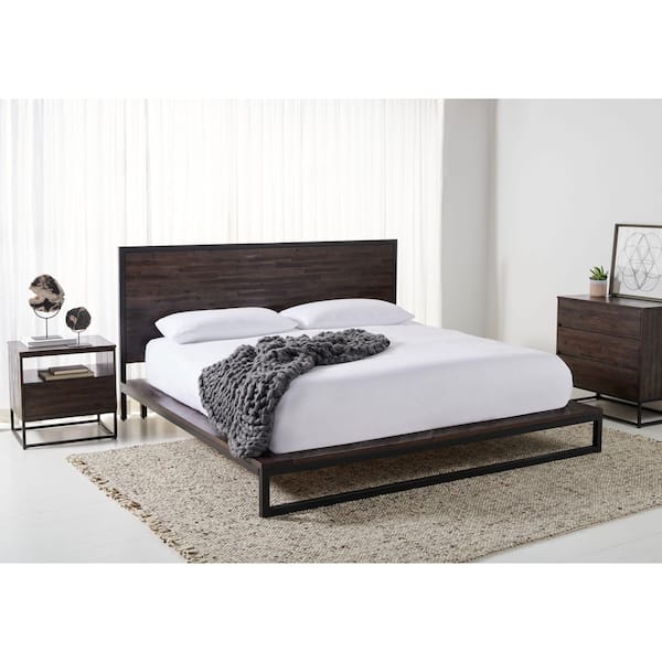 Emmarose Chocolate Brown/Black Iron Frame King Panel Bed