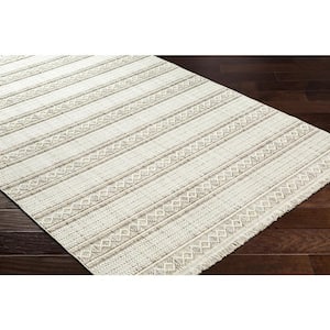 New Delhi NWH-2307 5'2" x 7' Machine Woven Rug