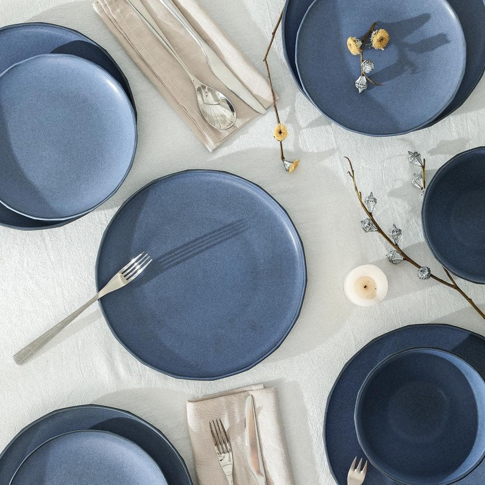 Blue Ceramic 16-Piece Minimalist Dinnerware Set for 8