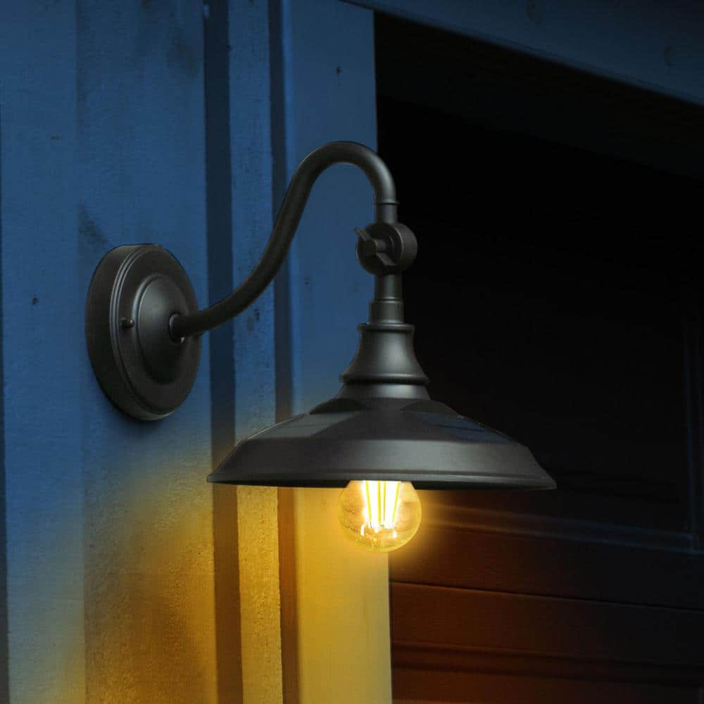Dark Bronze Solar LED Barn Light with Gooseneck