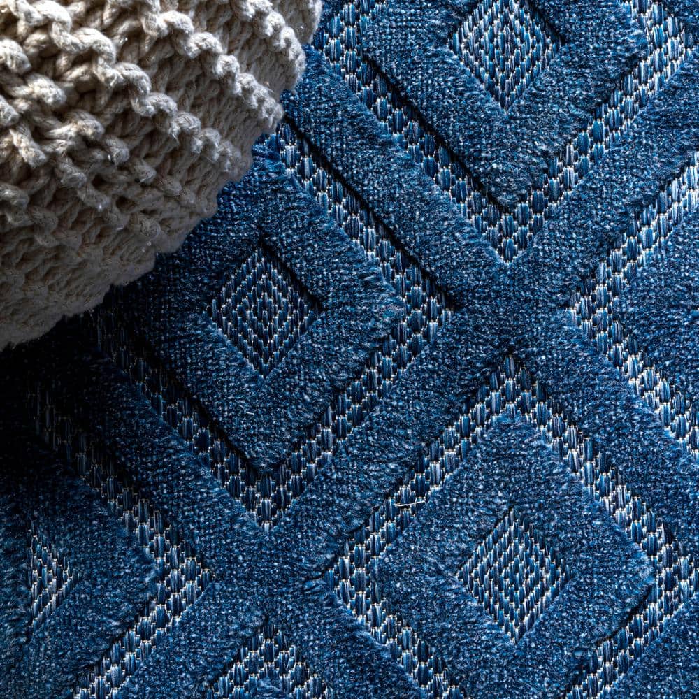 Navy Vintage Geometric 5' Square Synthetic Indoor/Outdoor Rug