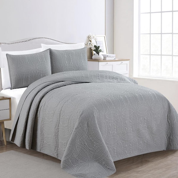 FRESHFOLDS Gray Premium Medallion Oversized Full/Queen Microfiber Quilt Set Bedspread