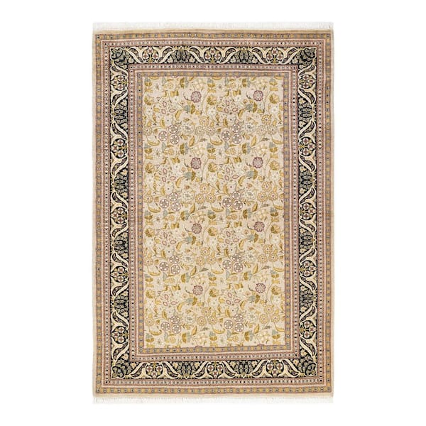 Solo Rugs Mogul One-of-a-Kind Traditional Ivory 4 ft. 1 in. x 6 ft. 3 in. Oriental Area Rug