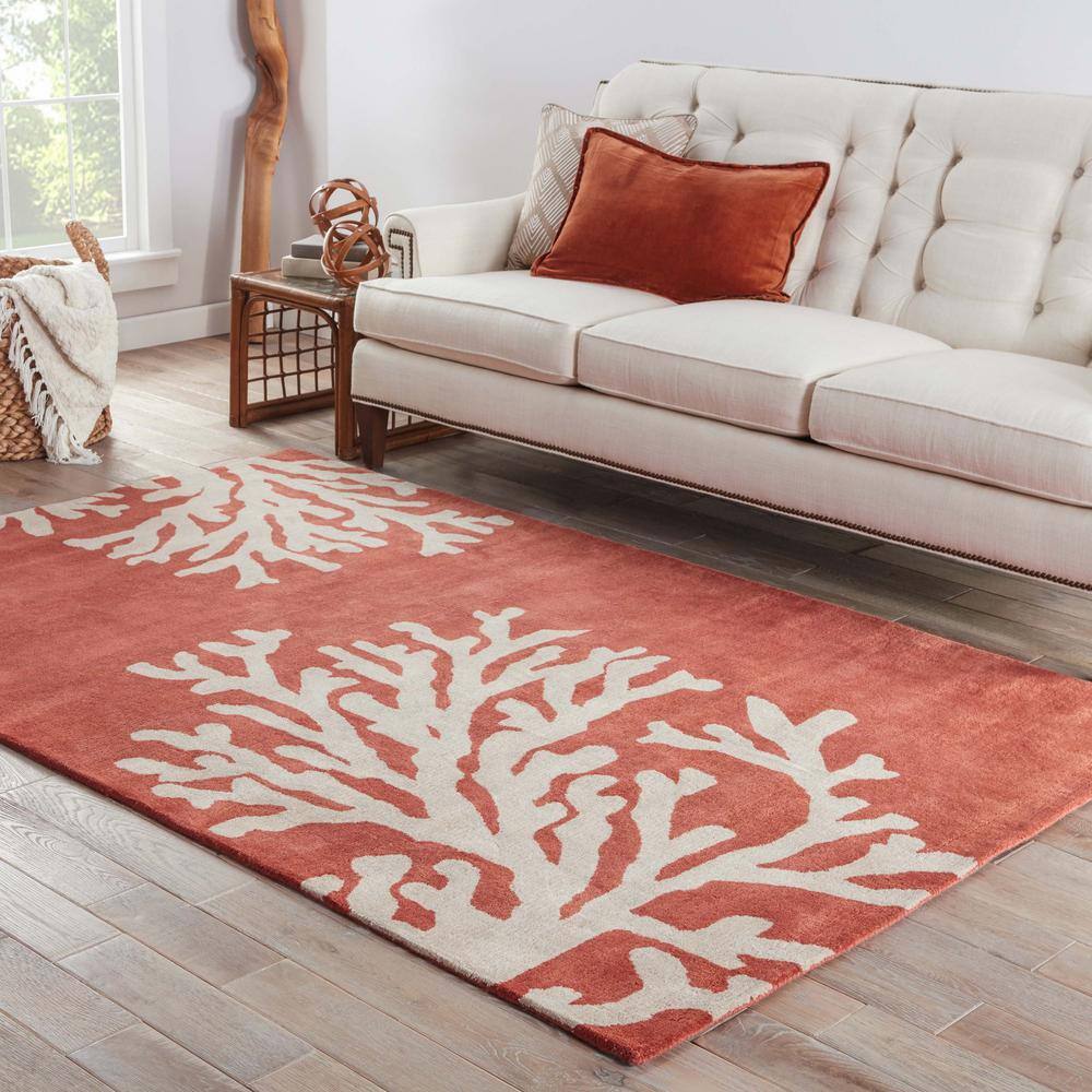 Coral and Ivory Wool Tufted 5' x 8' Area Rug
