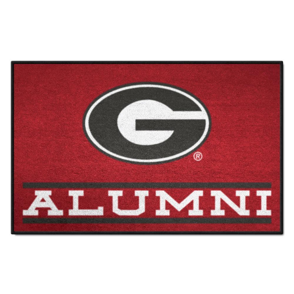 FANMATS Georgia Bulldogs Alumni Red 1.5 ft. x 2.5 ft. Starter Area Rug 18323