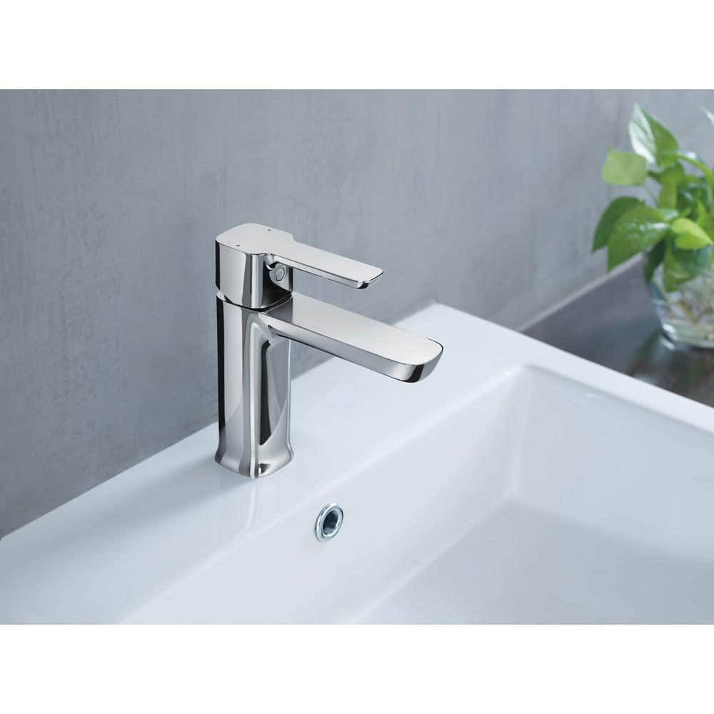 Sleek Modern Chrome Single Hole Brass Bathroom Faucet with Drain Assembly