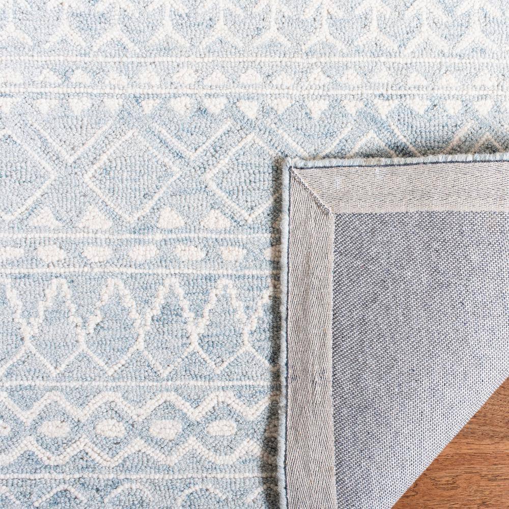 Aqua and Ivory Hand-Tufted Wool 8' x 10' Area Rug
