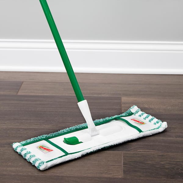 18 in. Microfiber Wet and Dry Flat Mop with 2-Piece Handle (4-Pack)