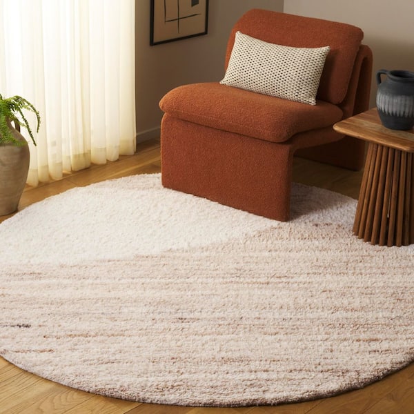 Vermont 6 ft. x 6 ft. Beige/Ivory 2--Tone Abstract Striped Round Area Rug