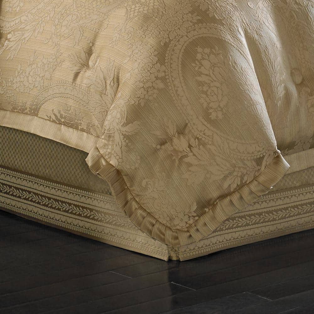 King Gold Reversible Comforter Set with Pleated Corners