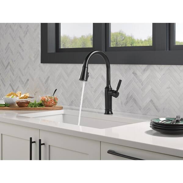 Delta Renaldi Single Handle Pull Down Sprayer Kitchen Faucet in
