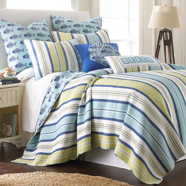 LEVTEX HOME Bayport 3-Piece Blue, Green and Cream Cotton King/California King Quilt Set
