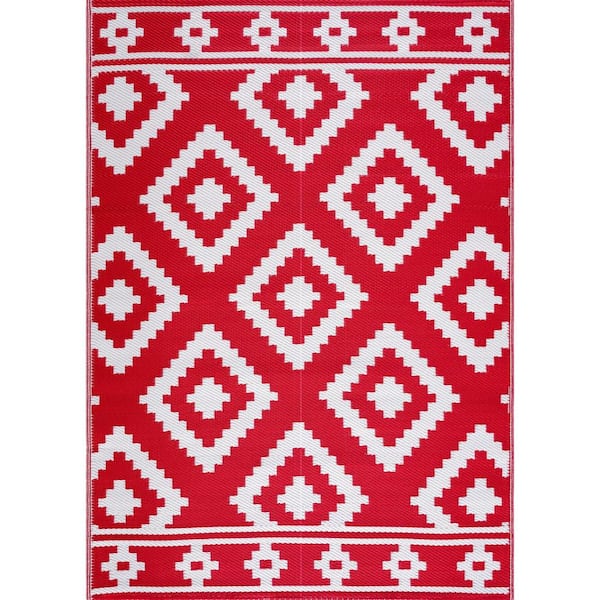 Milan Red and White 5 ft. x 7 ft. Folded Reversible Recycled Plastic Indoor/Outdoor Area Rug-Floor Mat
