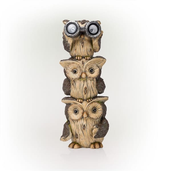 Alpine Corporation 25 in. Tall Outdoor Solar Powered Binocular Owls Yard Statue with LED Lights