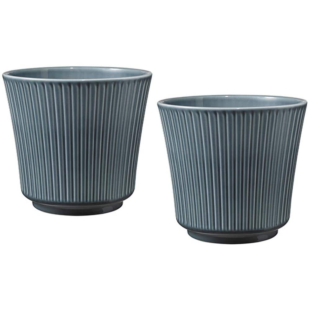 https://images.thdstatic.com/productImages/cde72f17-f8a3-420f-8c64-f703f5fe5c67/svn/shiny-blue-gray-sk-plant-pots-0331-9020-2511-64_1000.jpg