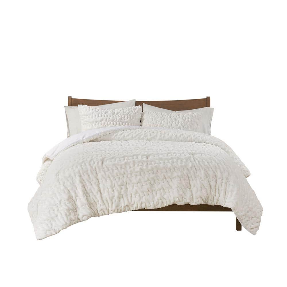 Ivory Ruched Faux Fur Full Comforter Set with Microfiber