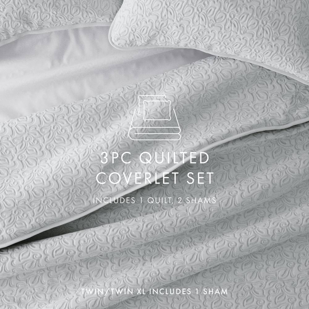 Light Gray Reversible Microfiber Full Quilt Set