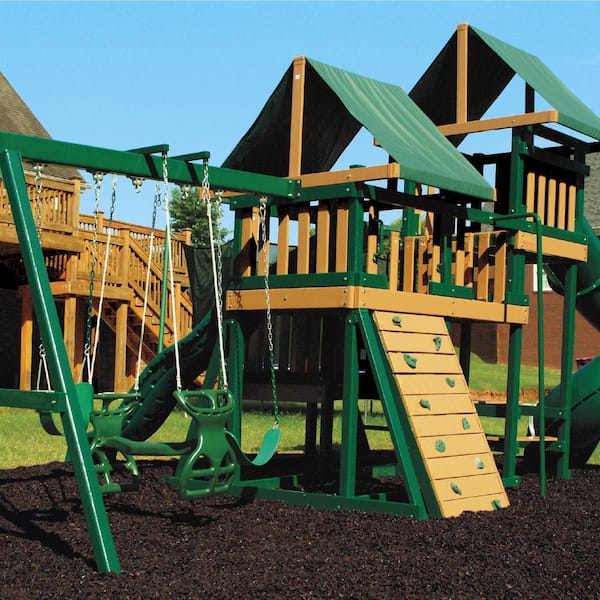 is playground mulch safe for dogs