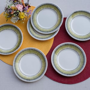 7.48 in. Actual Green and Black Salad Plates (Set of 12)