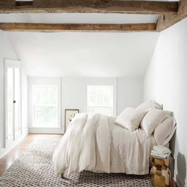 Hugo Hand Knotted Wool Black 5 ft. x 8 ft. Indoor Area Rug