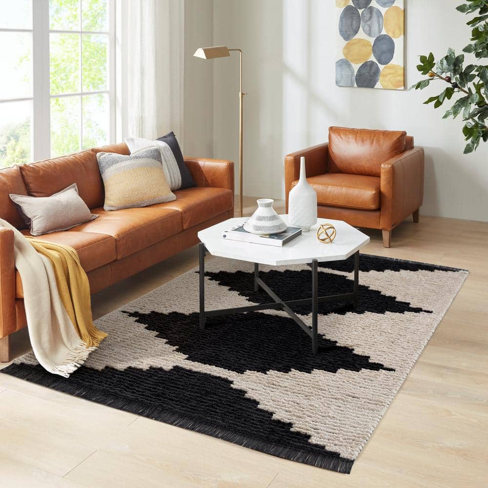 Amanda Black & Ivory Soft High Pile 6' x 9' Modern Area Rug