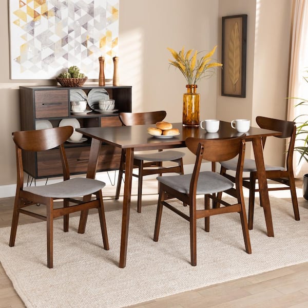 Studio dining deals table and chairs