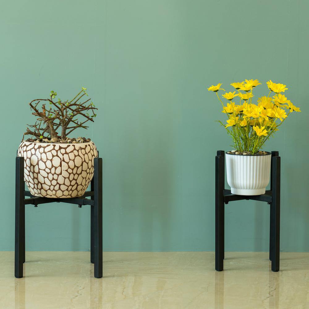 Adjustable Black Metal Plant Holder for Medium Flower Pots